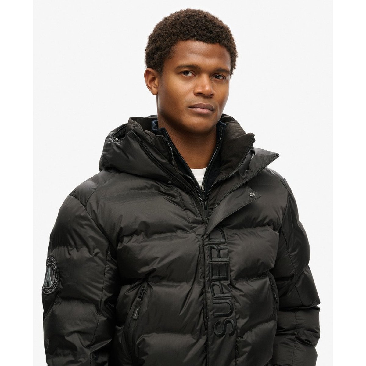 Doudoune à capuche City Graphic noir, SUPERDRY