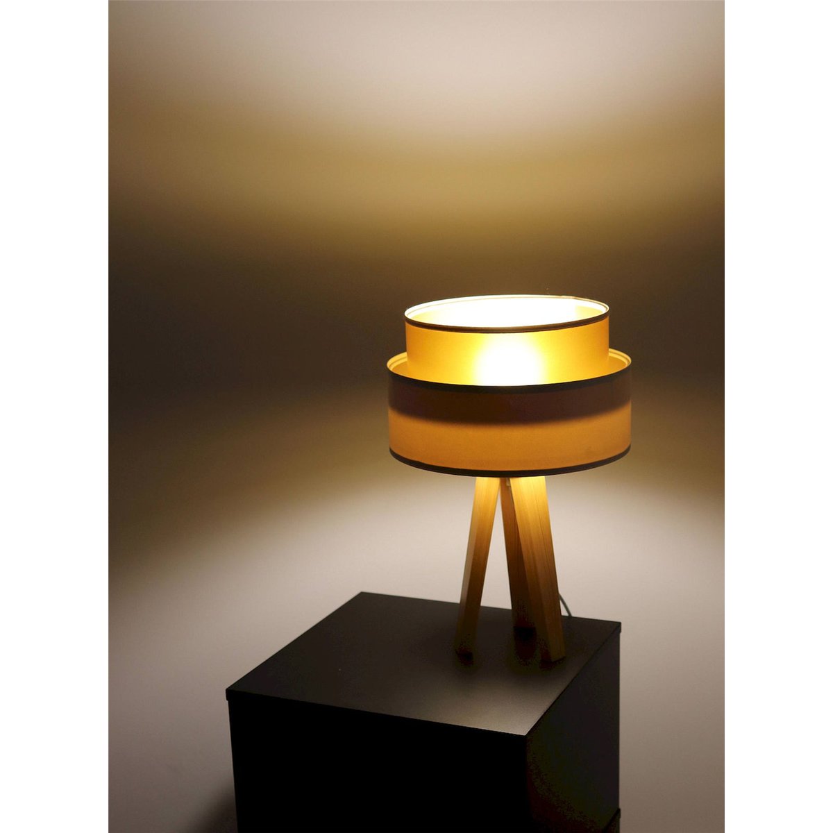 Lampe à poser en satin, DUO ELLEGANT crème satin et cuivre mat, BPS KONCEPT