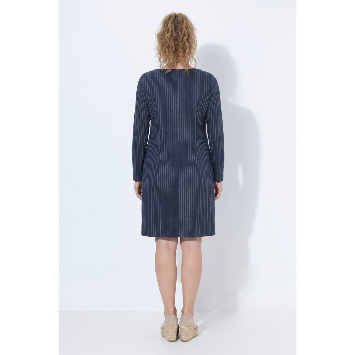 Robe en molleton à fines rayures marine, ULLA POPKEN