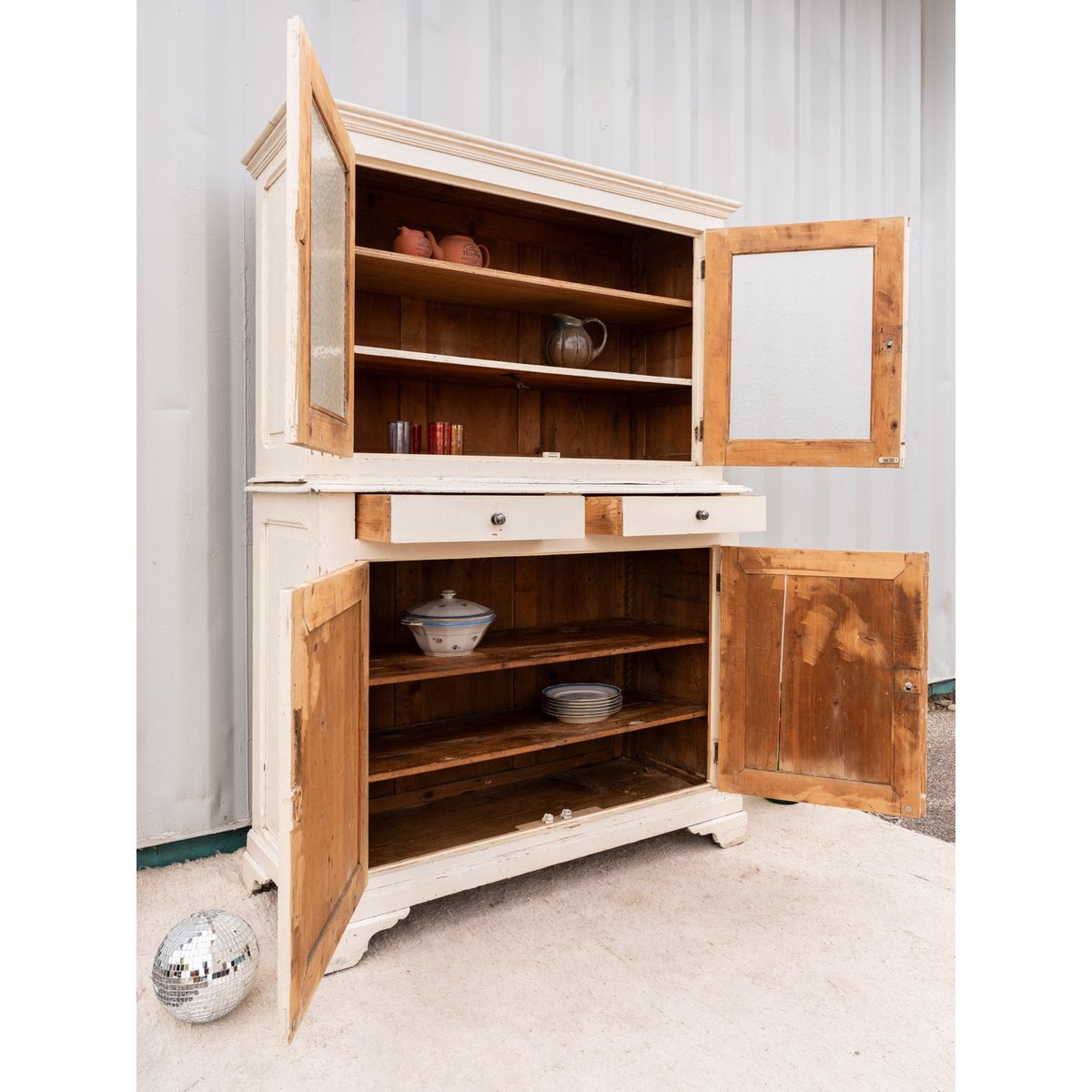 Buffet à deux corps en bois écru Gilbert N°1692 - Bon état ecru, DEBONGOUT