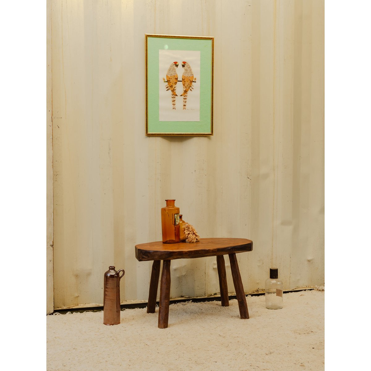 Table d'appoint en bois foncé Francine N°1698 - Bon état bois foncé, DEBONGOUT