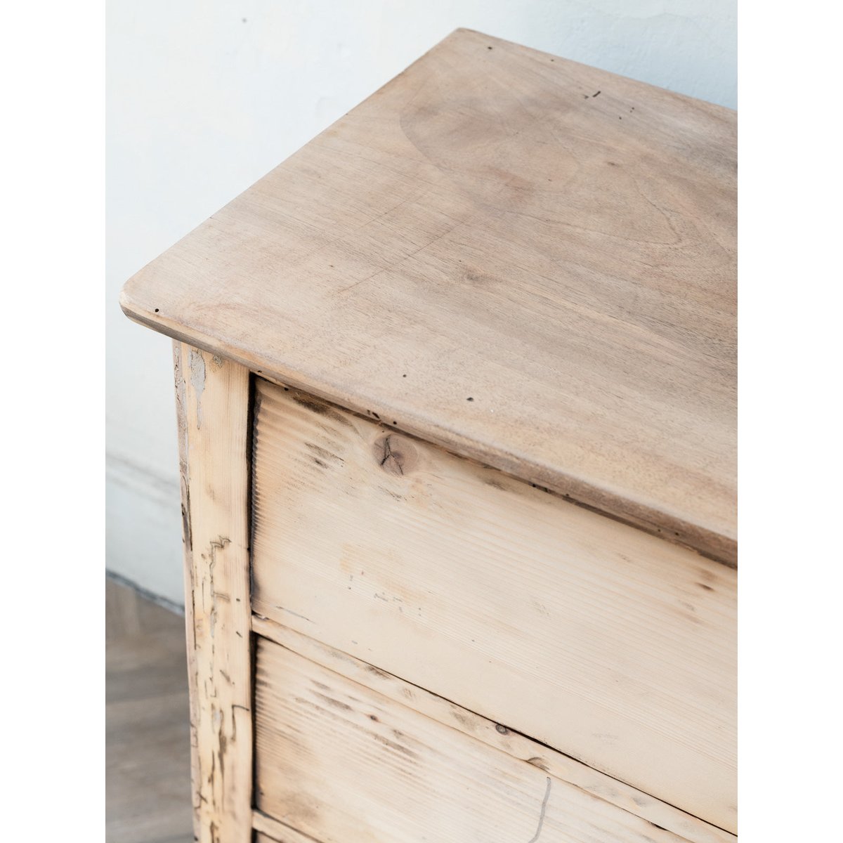 Commode ancienne en bois Garance N°737 - Bon état bois clair, DEBONGOUT