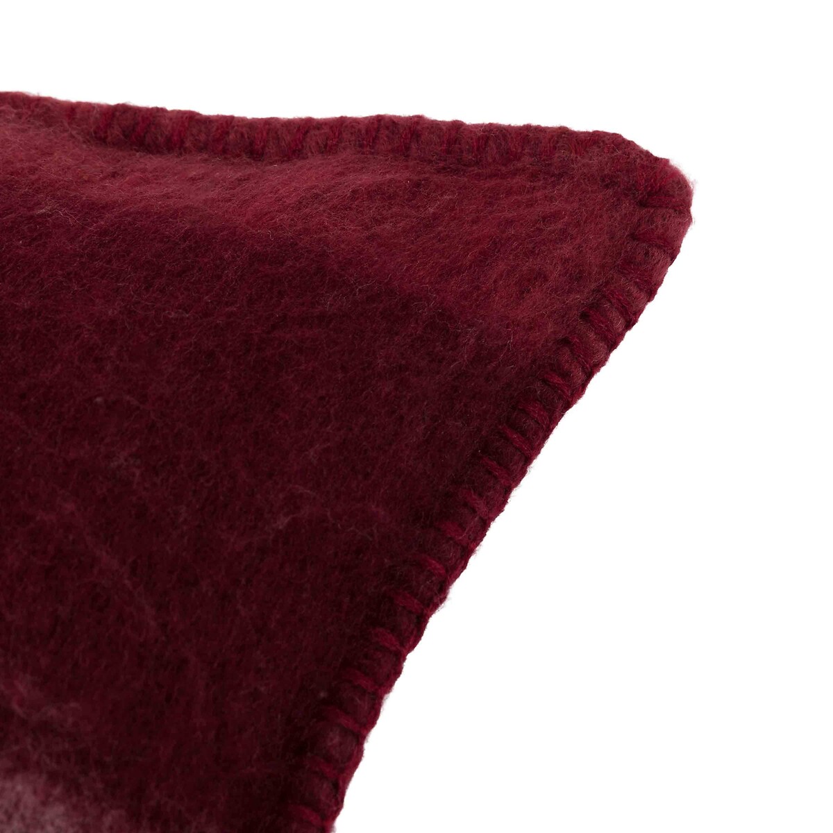 Check Faux Moira Cushion merlot, ÉDITÉ