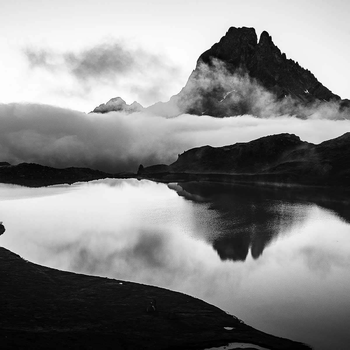 Tableau noir et blanc pic du midi d'ossau tableau alu dibond, HEXOA
