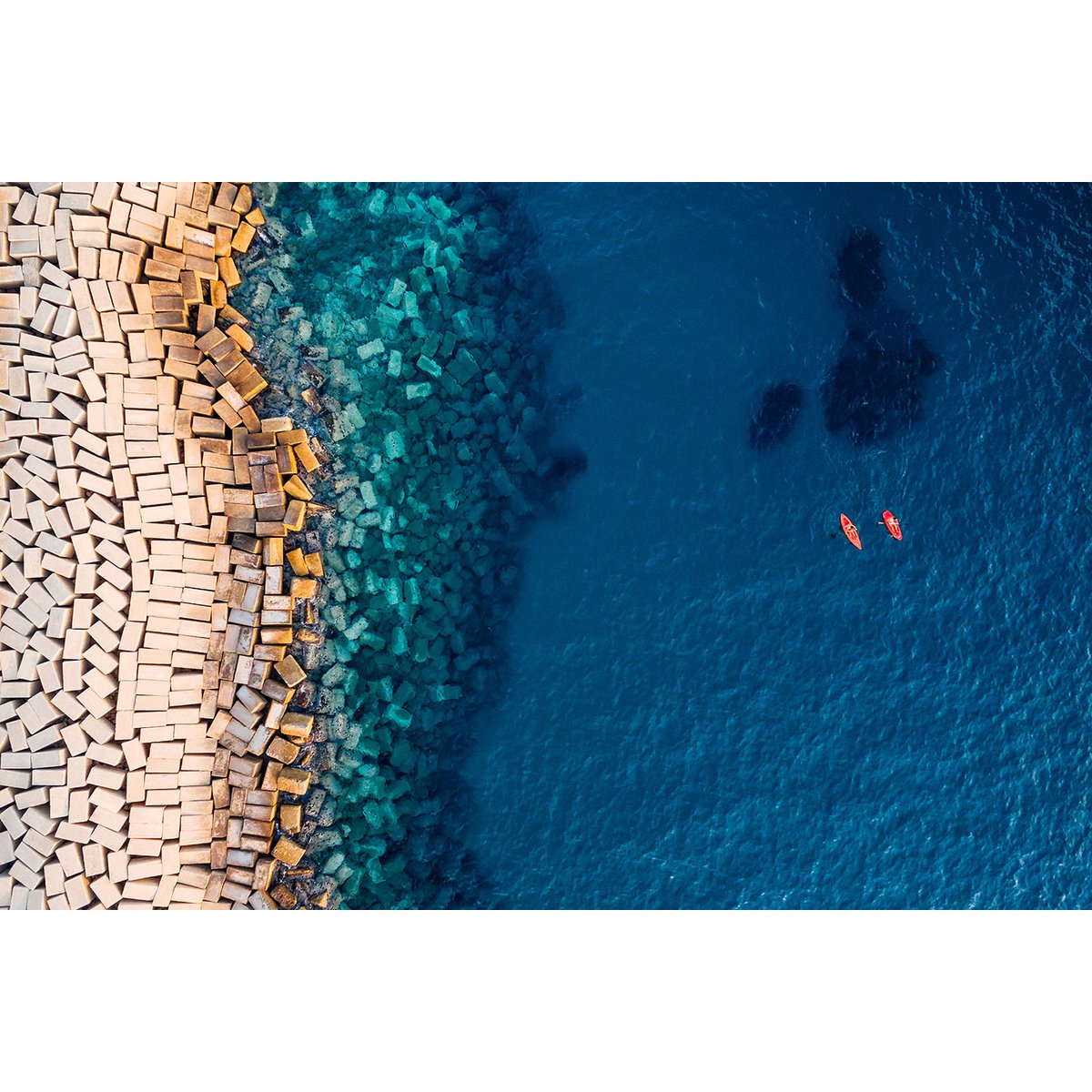 Tableau digue vue d'en haut tableau alu dibond, HEXOA