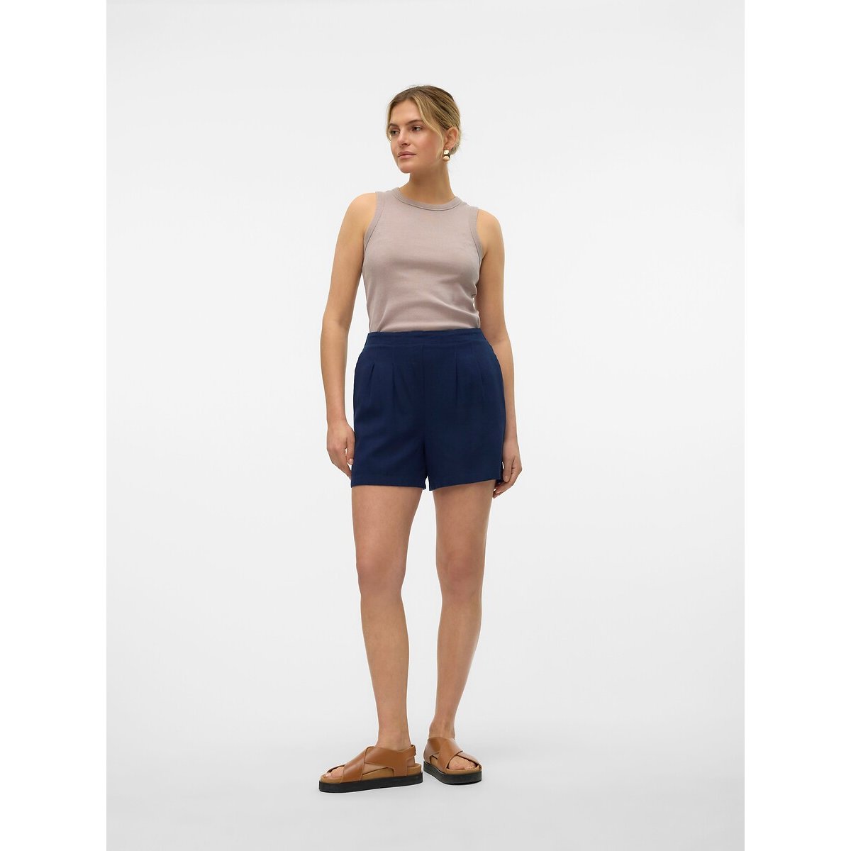 Short loose, taille haute bleu marine, VERO MODA