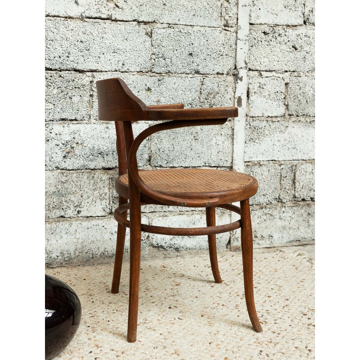 Fauteuil administratif Ernest N°1546 - Bon état bois foncé, DEBONGOUT