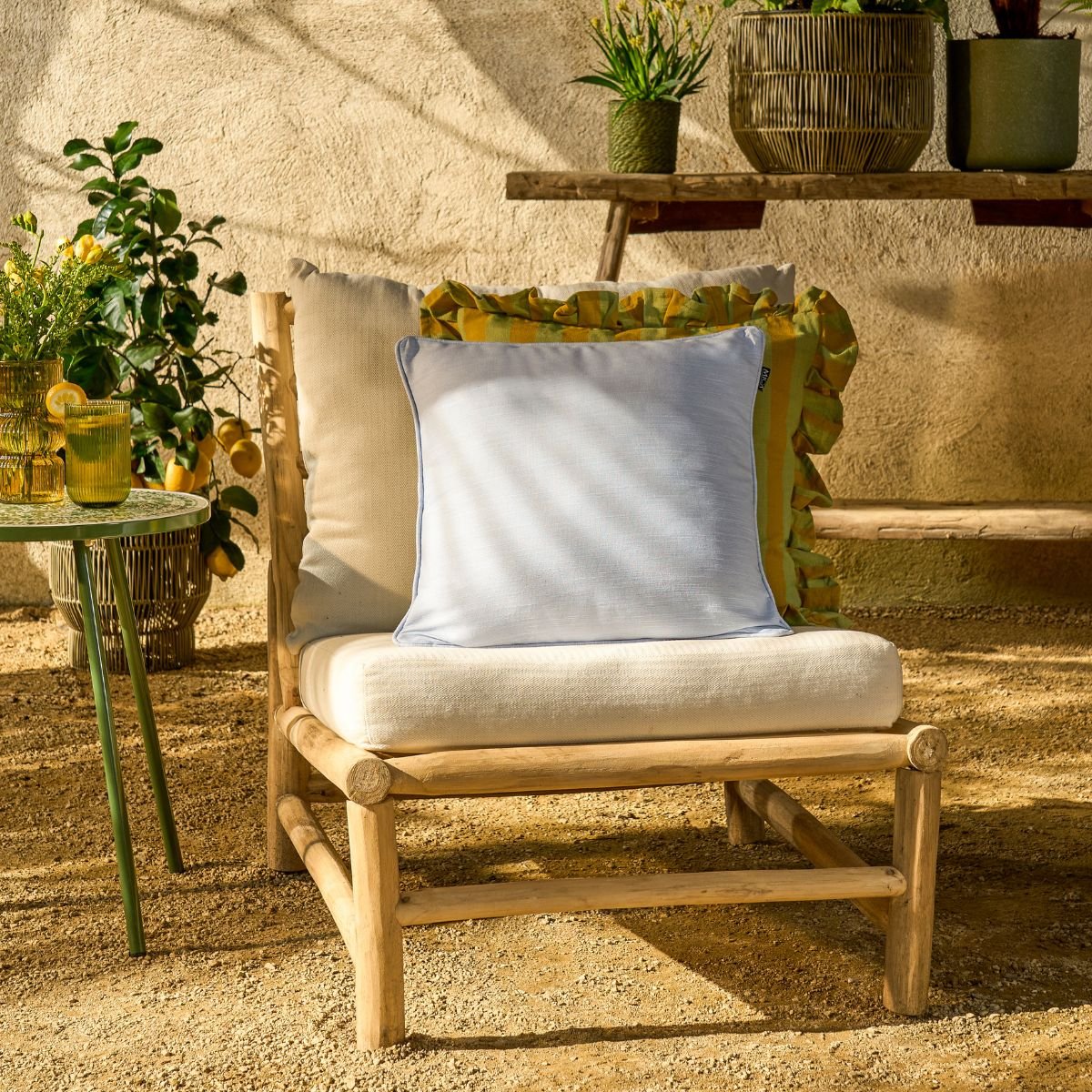 Coussin de jardin COMO bleu clair, MICA DECORATIONS