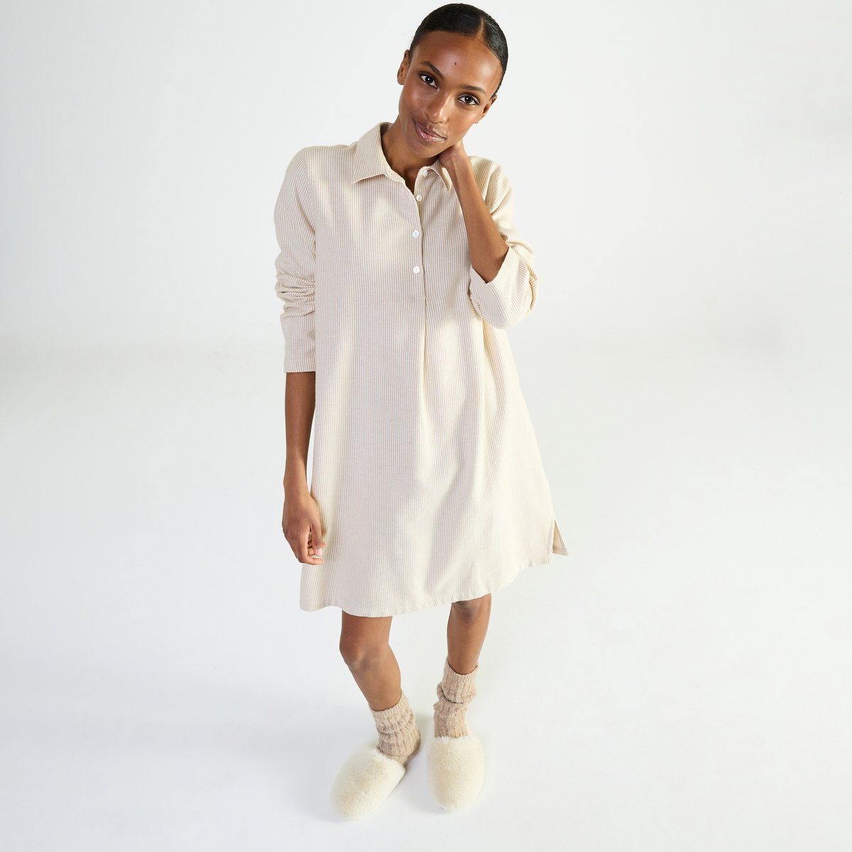 Chemise de nuit col classique en flanelle de coton FLANELLE RAYÉE beige, LAURENCE TAVERNIER