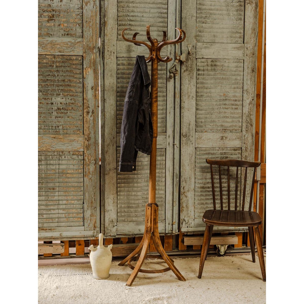 Porte-manteau en bois Max N°458 - Bon état bois foncé, DEBONGOUT