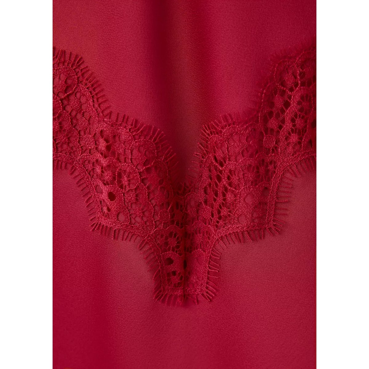 Robe satinée en dentelle rouge, MANGO