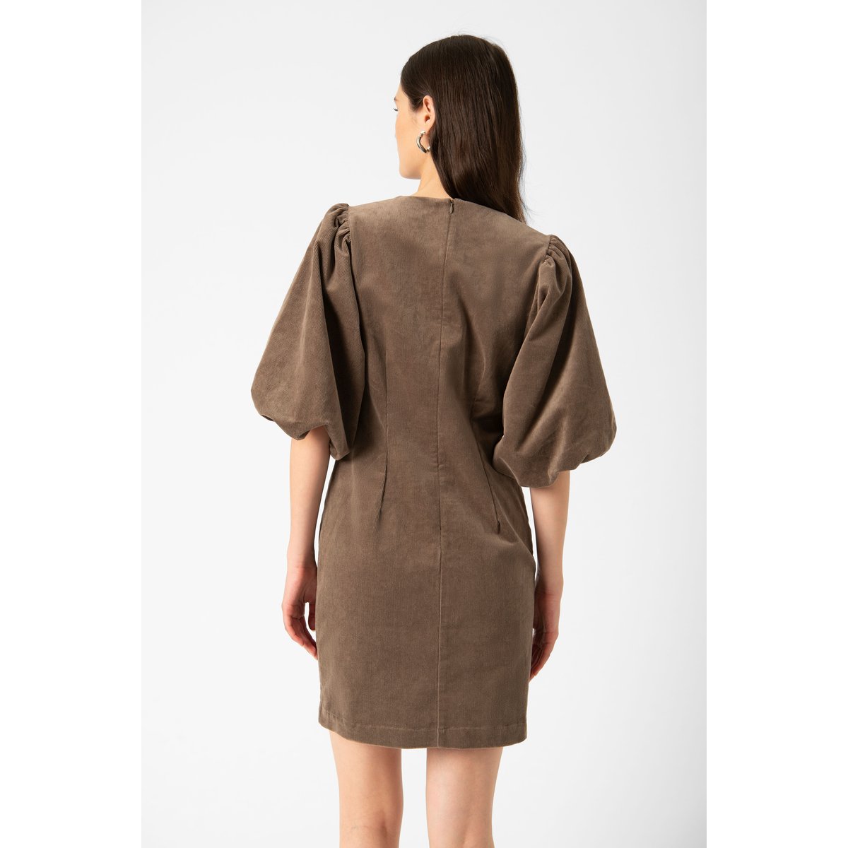 Robe marron morel, SOAKED IN LUXURY