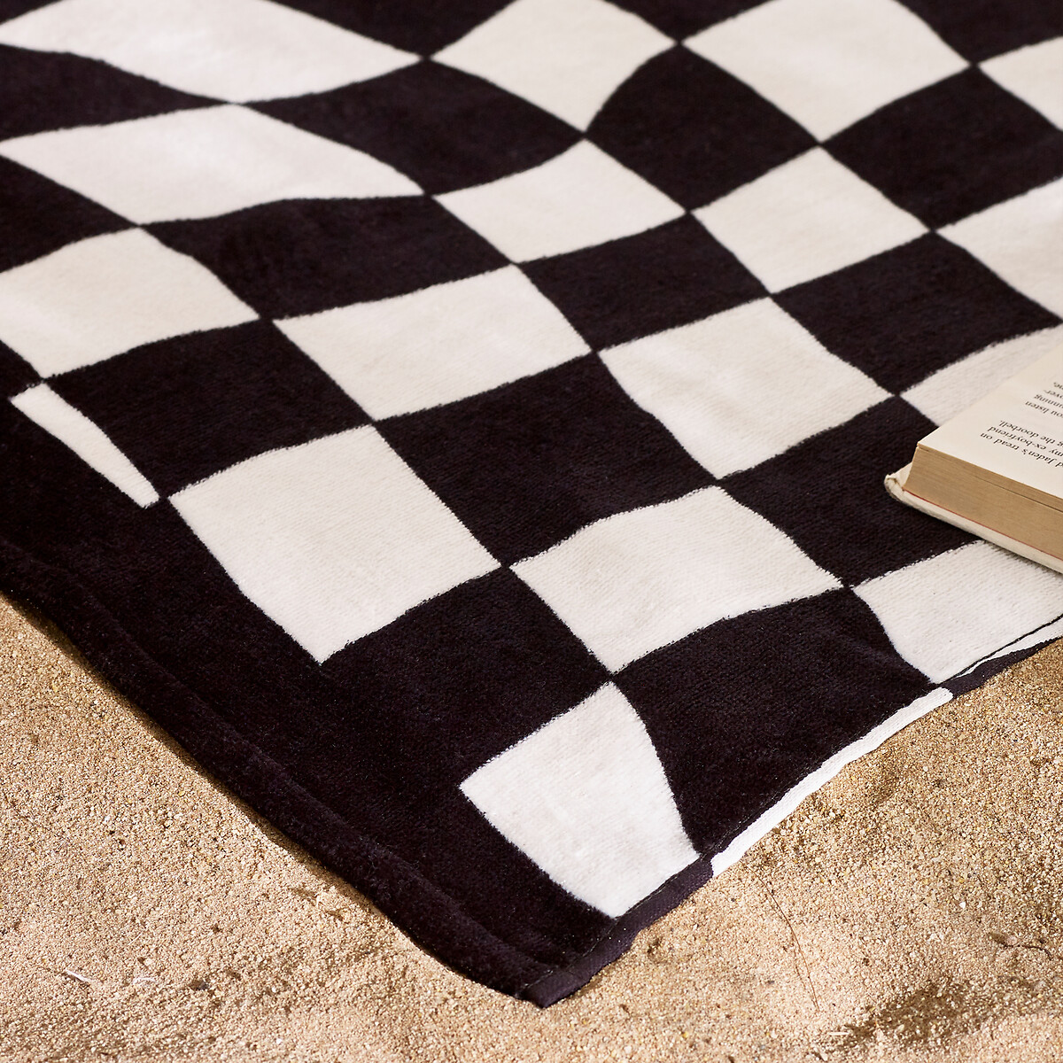 Checkerboard Cotton Beach Towel black/white, CATHERINE LANSFIELD