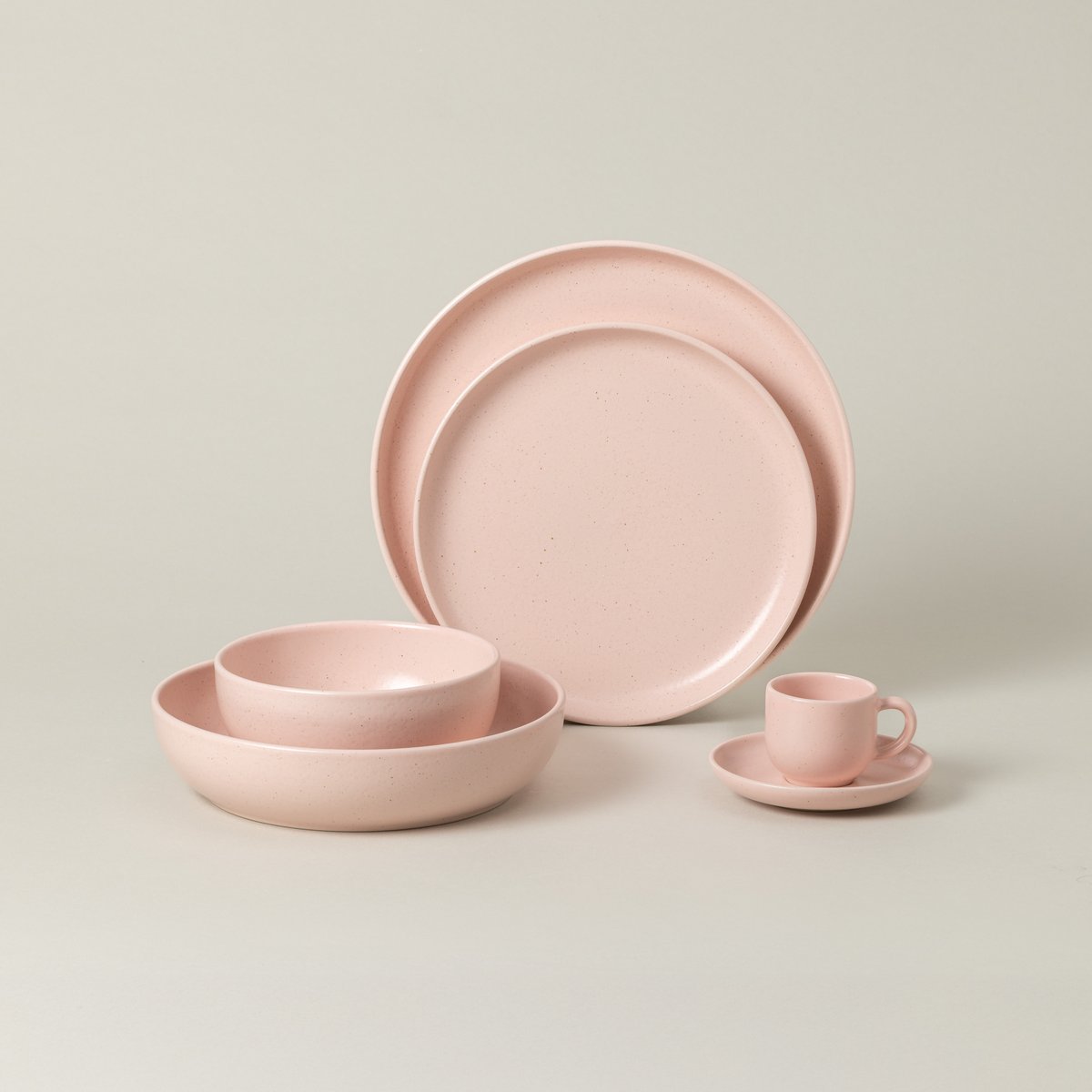 Set Table 30 Pièces avec Tasse et Soucoupe à Café Pacifica by Casafina marshmallow pink, COSTA NOVA