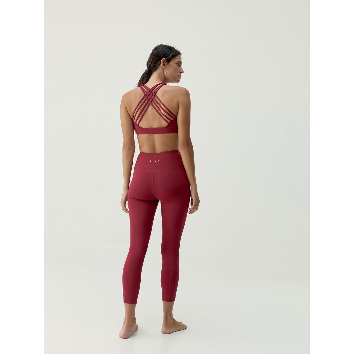 Brassière de sport femme Nexa Maintien moyen-élevé bretelles bretelles croisées rouge groseille, BORN