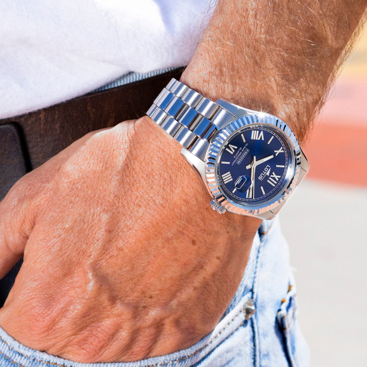 Montre Analogique FREEDOM argenté bleu argenté, LOTUS
