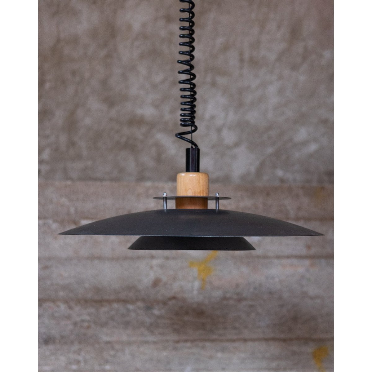 Suspension contemporaine Sonia N°321 - Bon état gris, DEBONGOUT