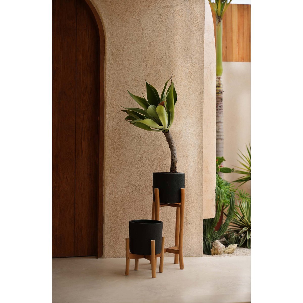 Cache-pot en terre cuite et bois CHARCOAL noir beige, BAZAR BIZAR
