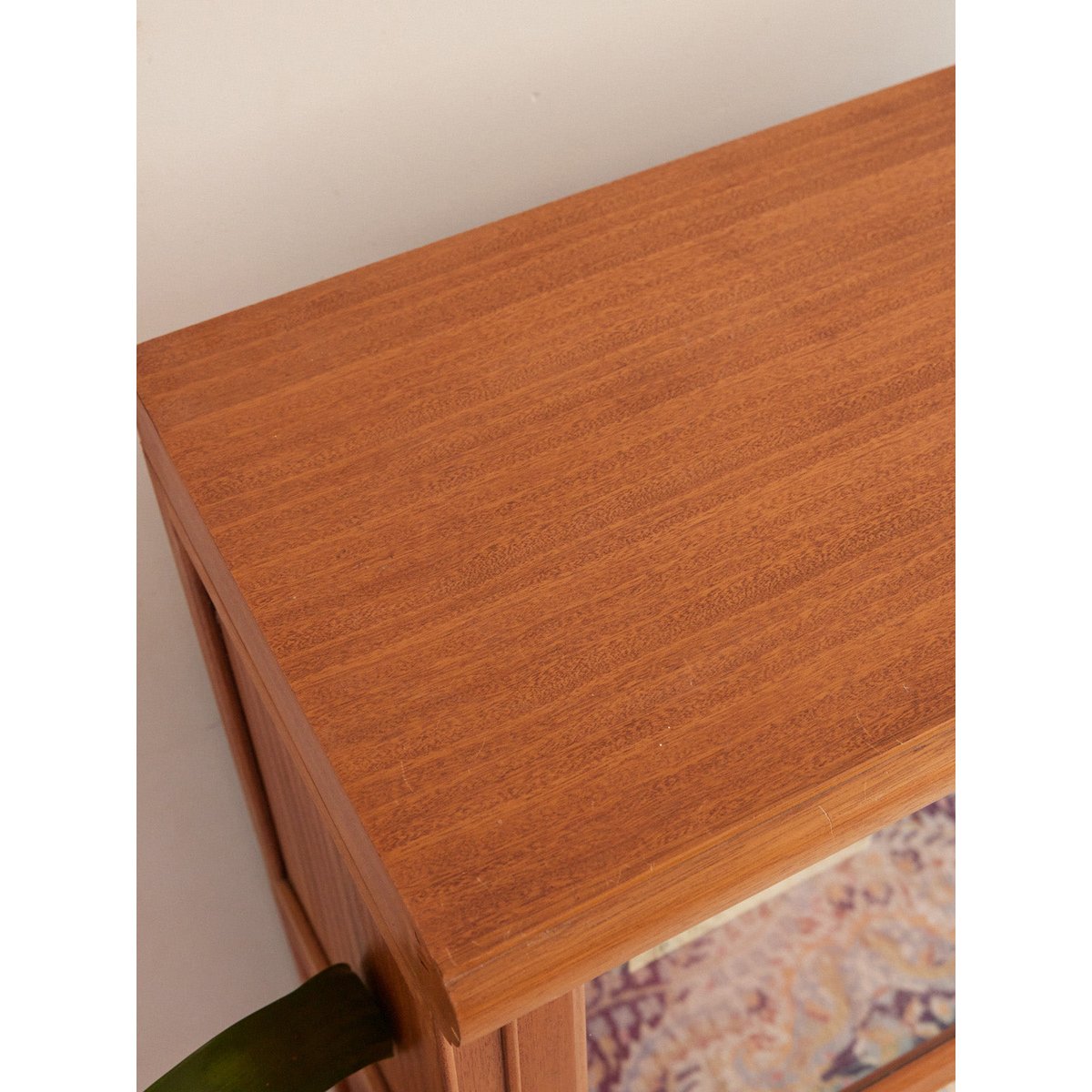 Vitrine MD en bois Victoria N°1361 - Bon état bois clair, DEBONGOUT