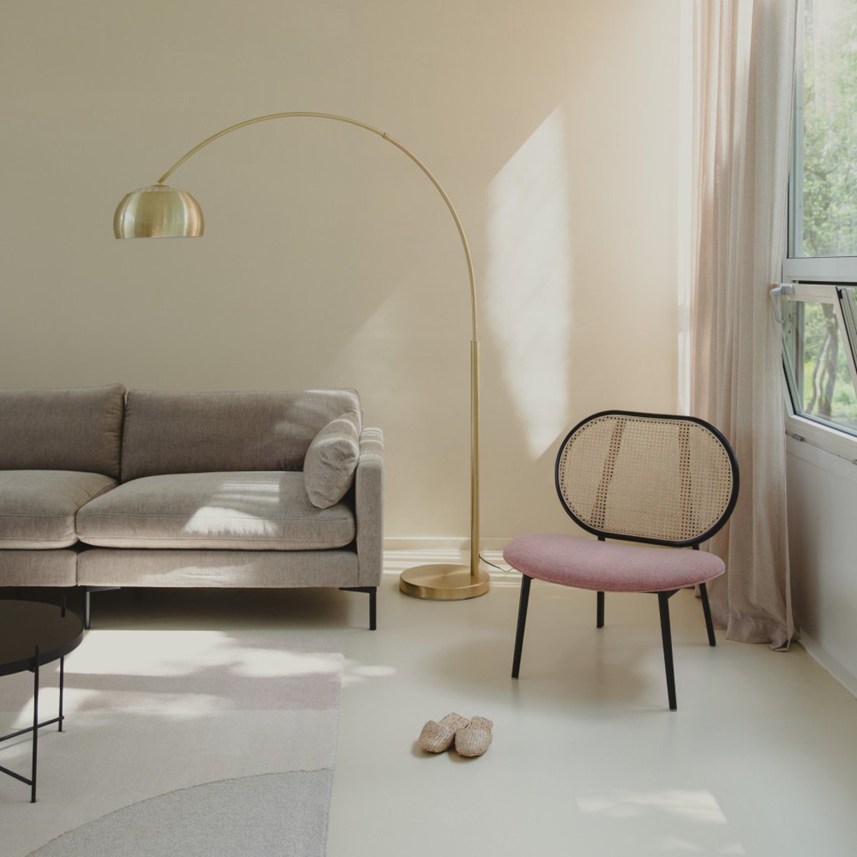Lampadaire arc design- BOW laiton, ZUIVER
