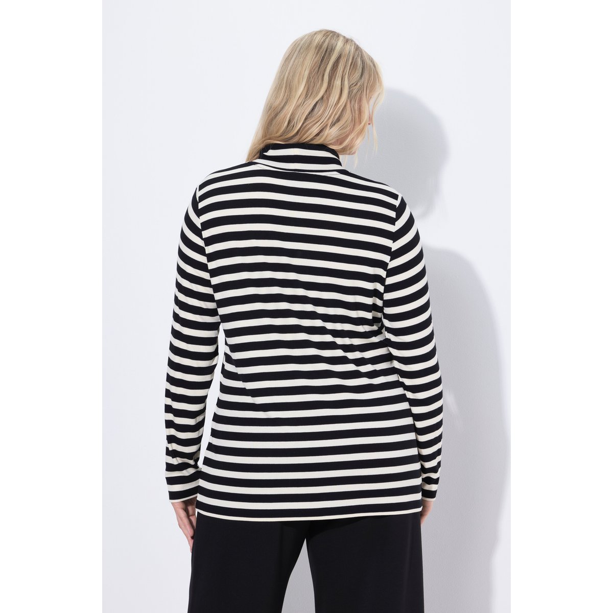 T-shirt slim à col roulé noir, ULLA POPKEN
