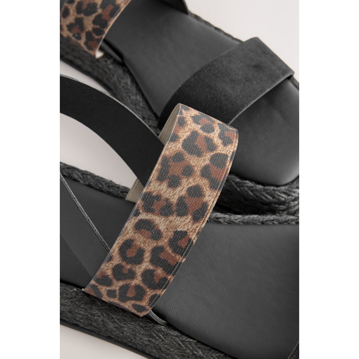 Sandales en raphia cuir imprimé animal leopad, NEXT
