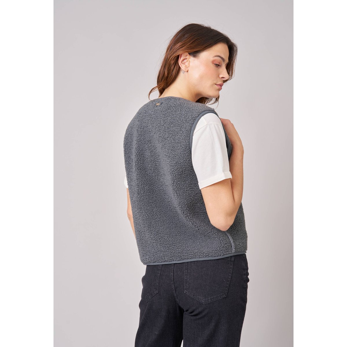Gilet sans manches femme au toucher doux et texturé OLERA anthracite, DEELUXE