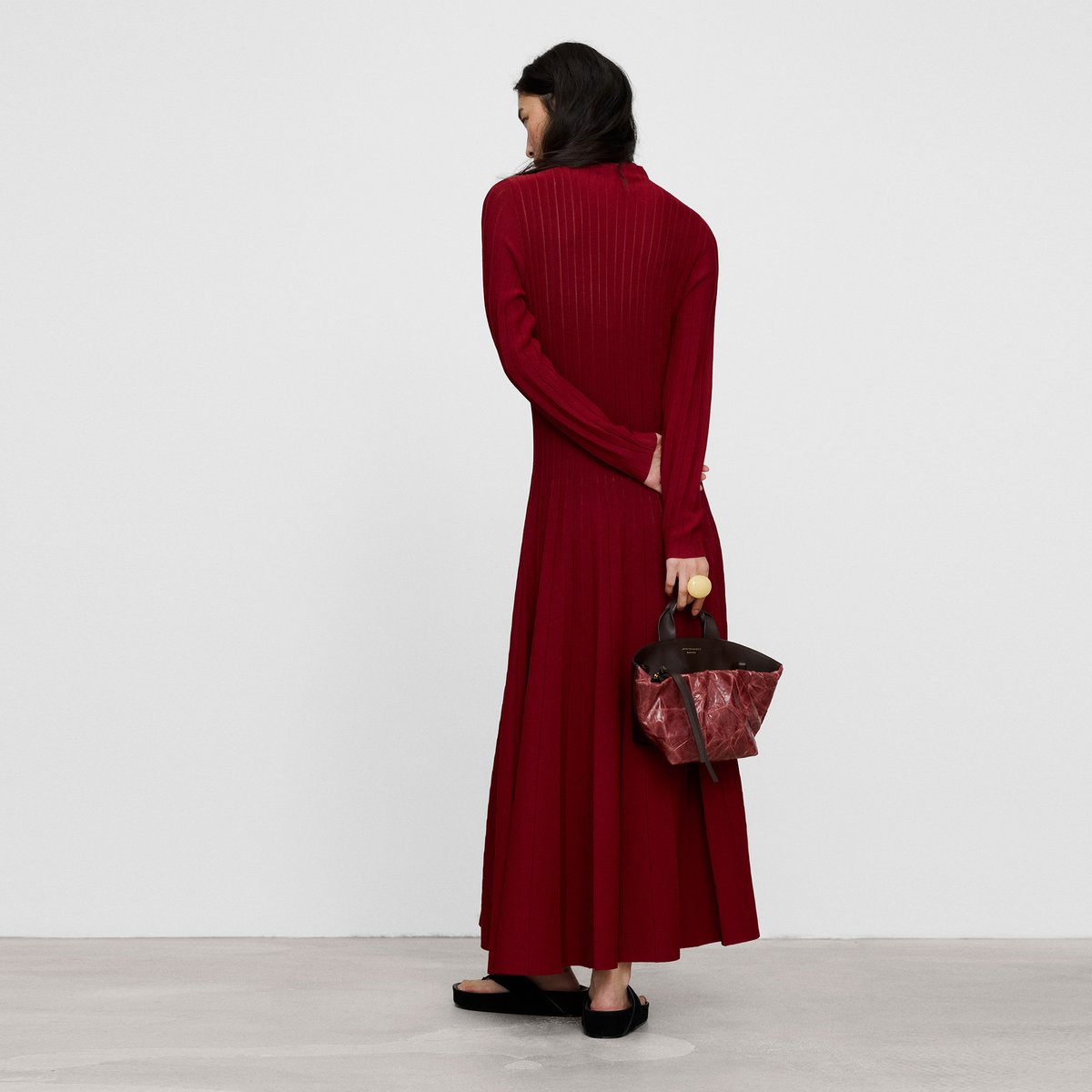 Robe à col Perkins et longueur midi rouge, ADOLFO DOMINGUEZ