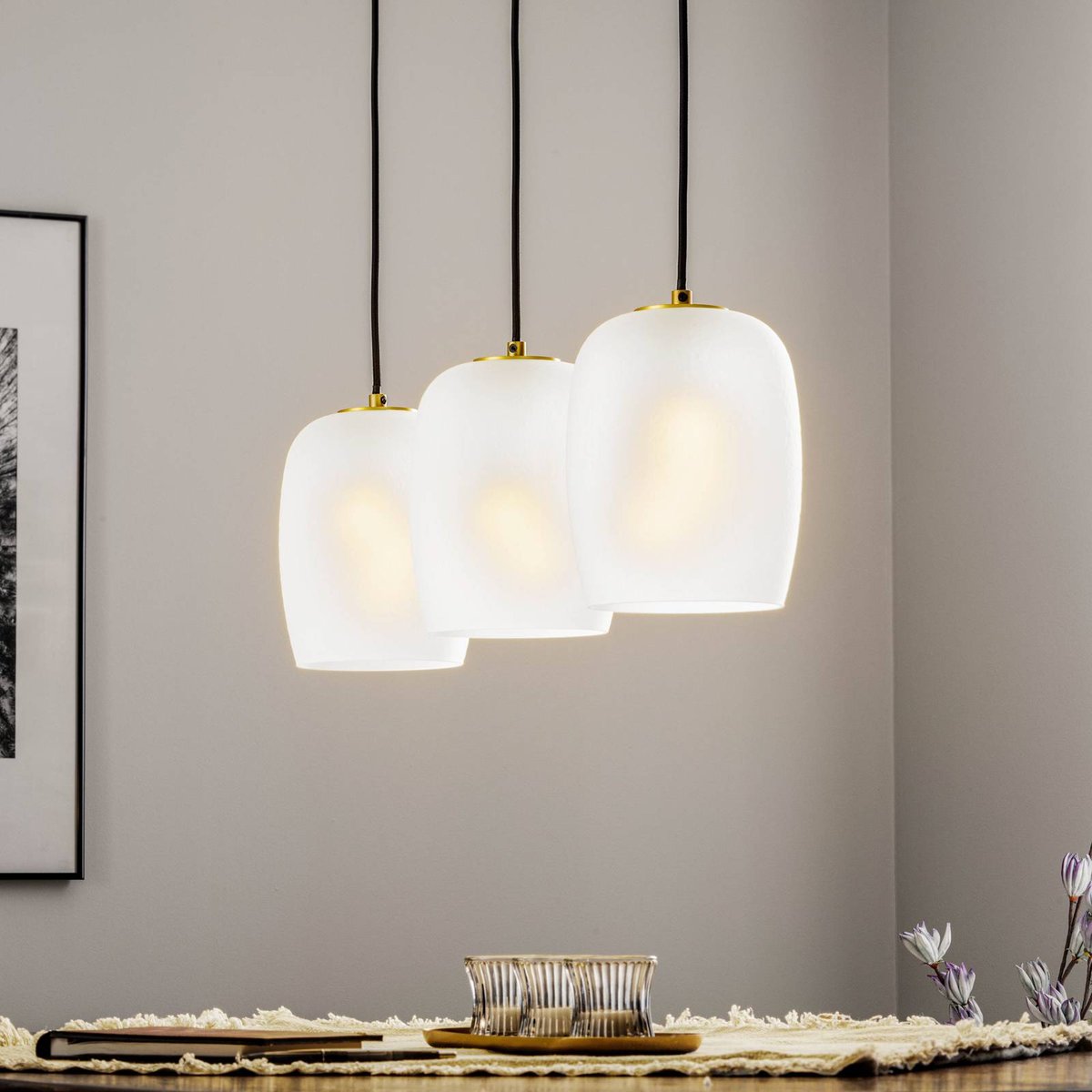 Suspension en métal design, Taylan laiton, blanc sable, LUCANDE