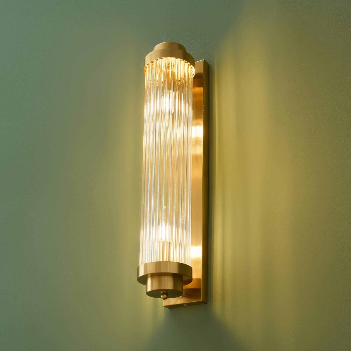 Grande applique design en verre - ELEANE transparent et laiton, KOSILUM