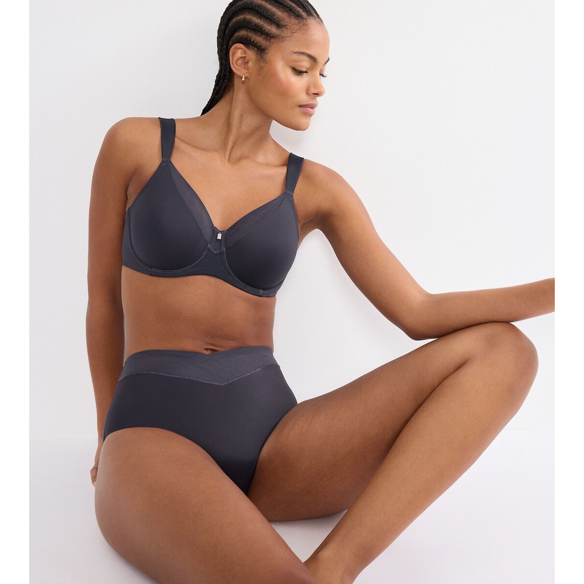 Soutien-gorge emboitant True Shape Sensation gris, TRIUMPH