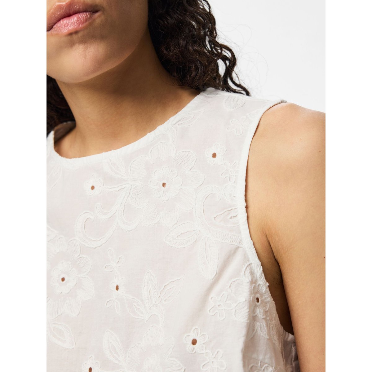 Top Sans Manches cloud dancer, PIECES
