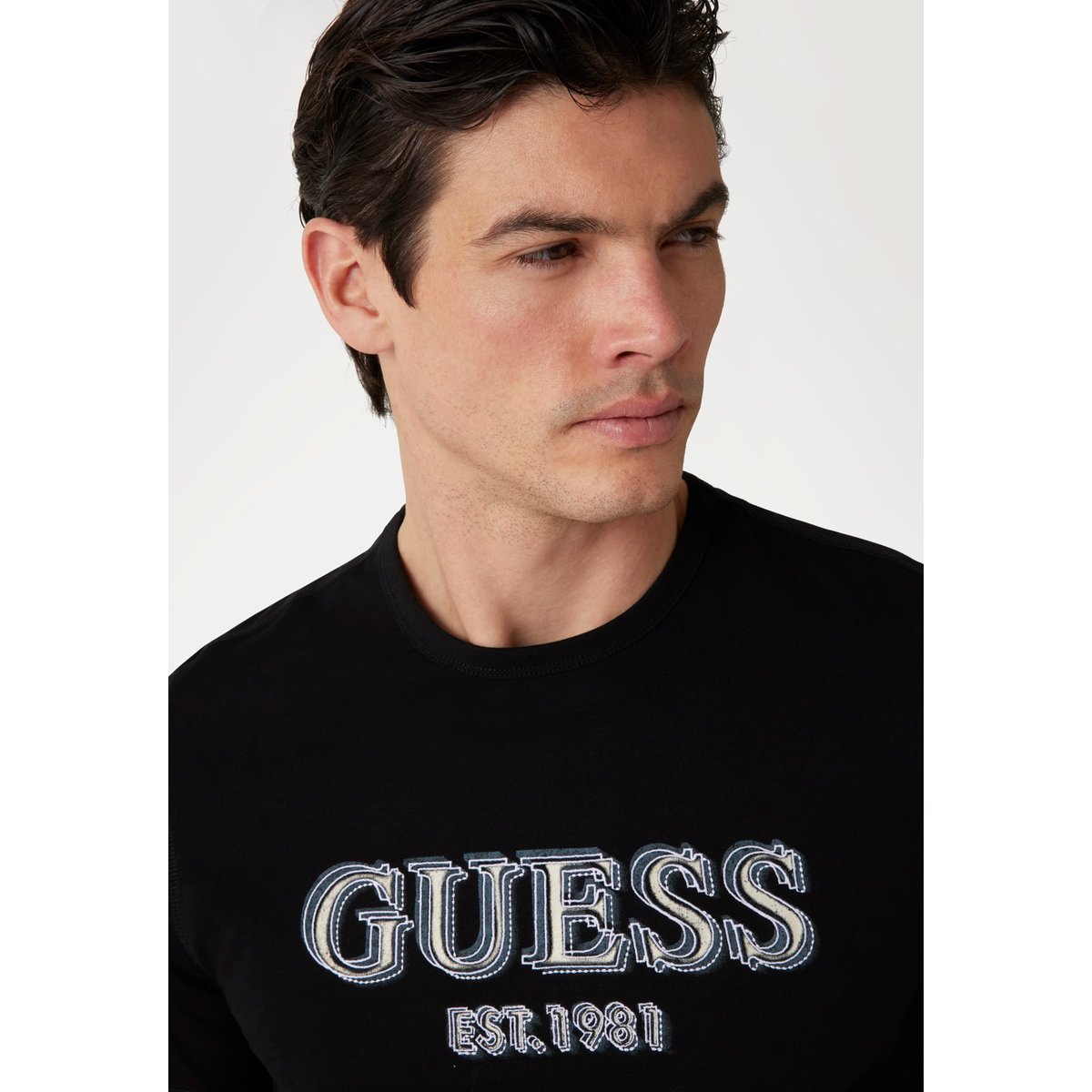 T-Shirt Logo Frontal noir, GUESS