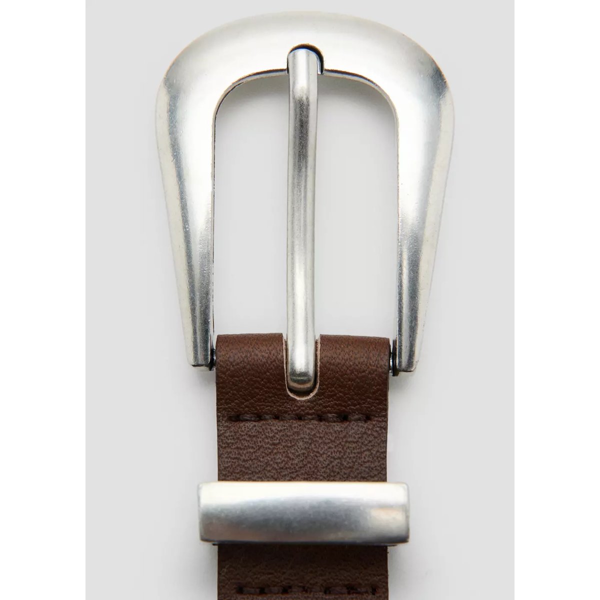 Ceinture en cuir détail métallique chocolat, MANGO