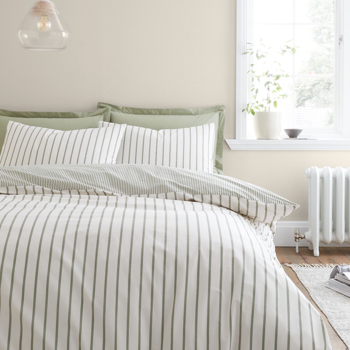 Hampton Stripe 200 Thread Count Cotton Reversible Duvet Cover and Pillowcase S dark green/light green, BIANCA FINE LINENS