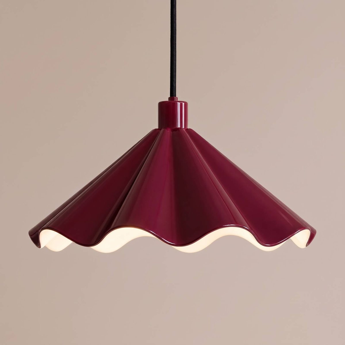 Suspension en métal moderne, Lilliet rouge bordeaux, blanc, LINDBY