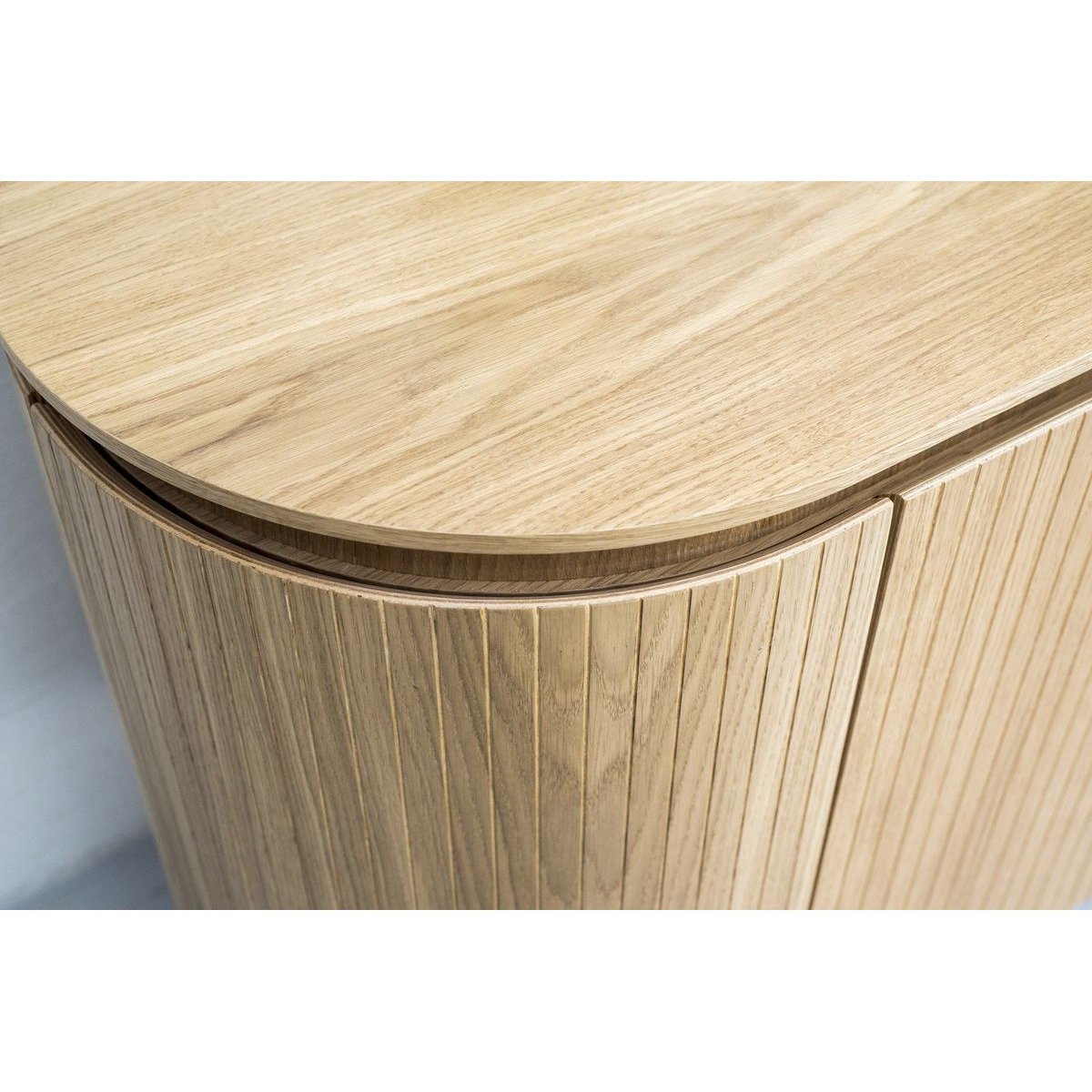Buffet bas en placage 5 portes 180 cm, SORMIOU marron clair, BOBOCHIC