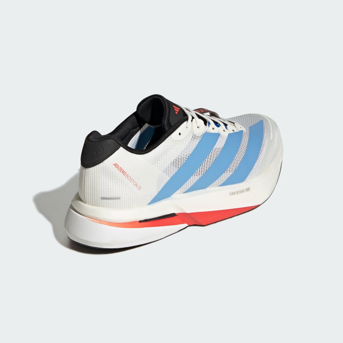 Chaussure De Running Adizero Boston 13 Chaussure De Running Adizero Boston 13 off white / light blue / gold metallic, adidas Performance