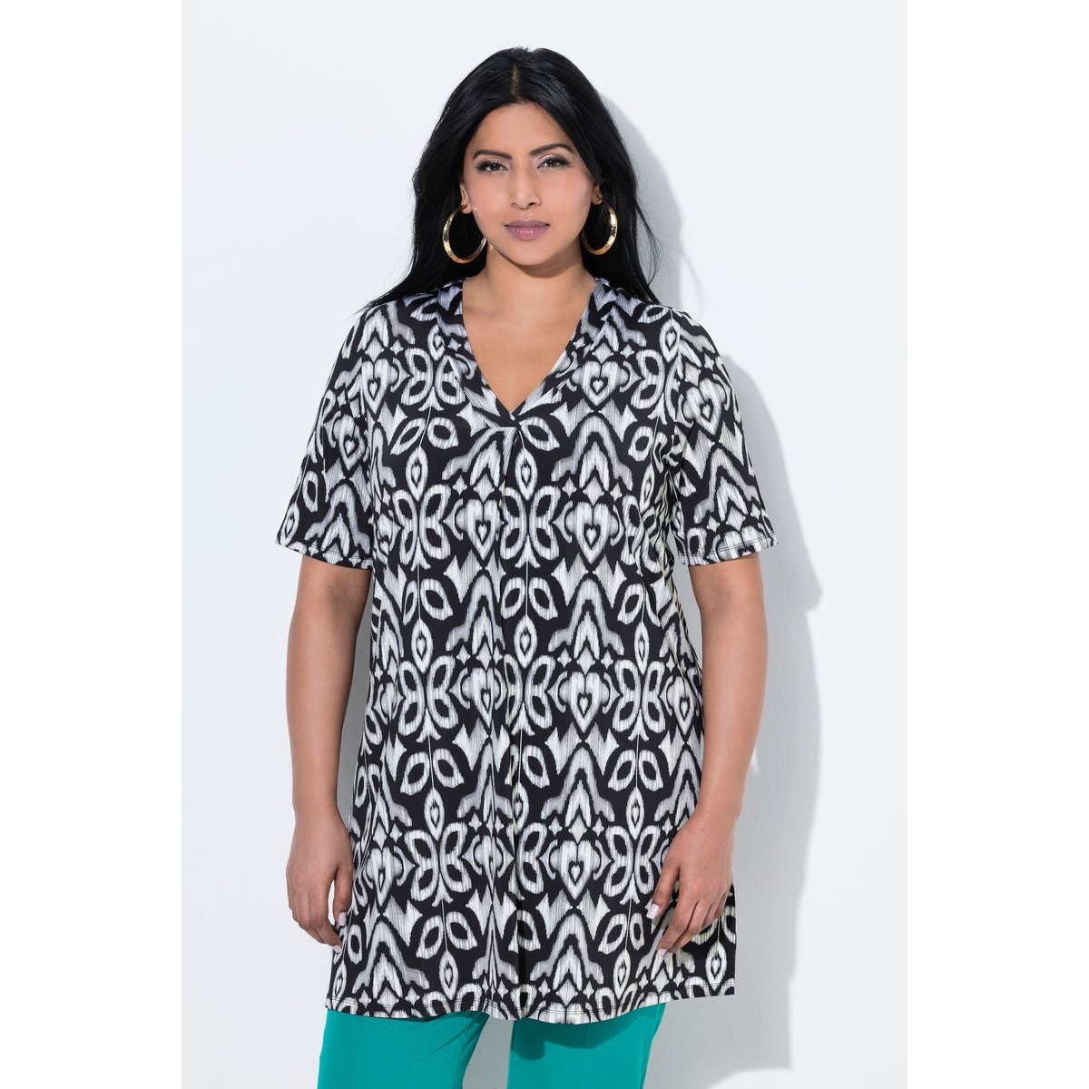 T-shirt long au tombé fluide, imprimé floral noir, ULLA POPKEN