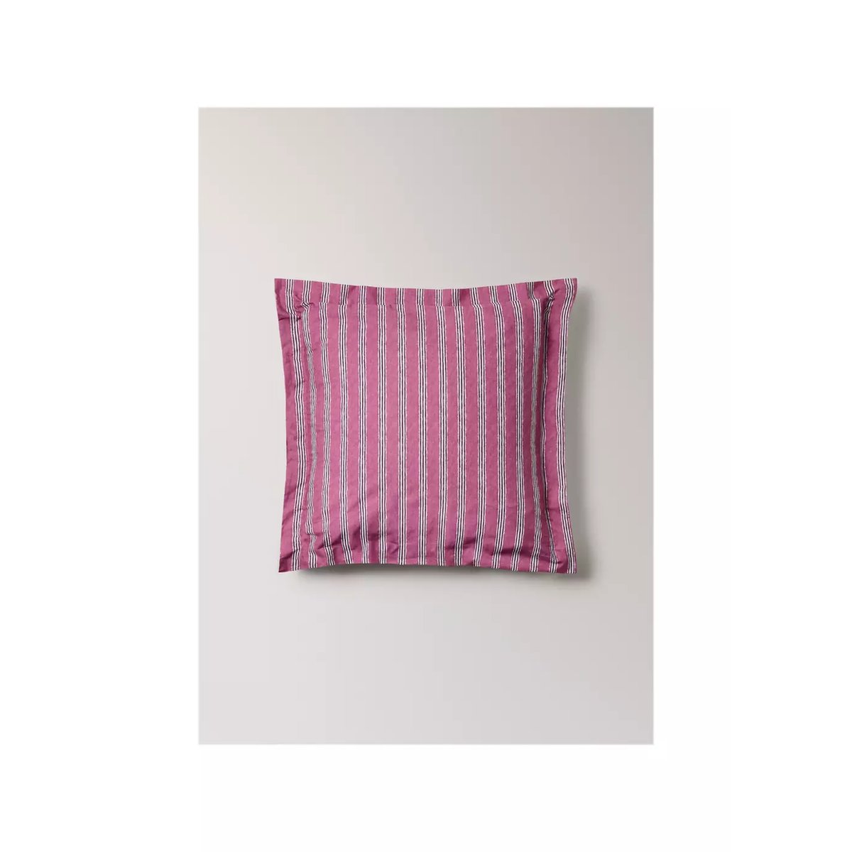 Deux taies d’oreiller percale de coton rayures tricolores 60x60 cm cerise, MANGO HOME