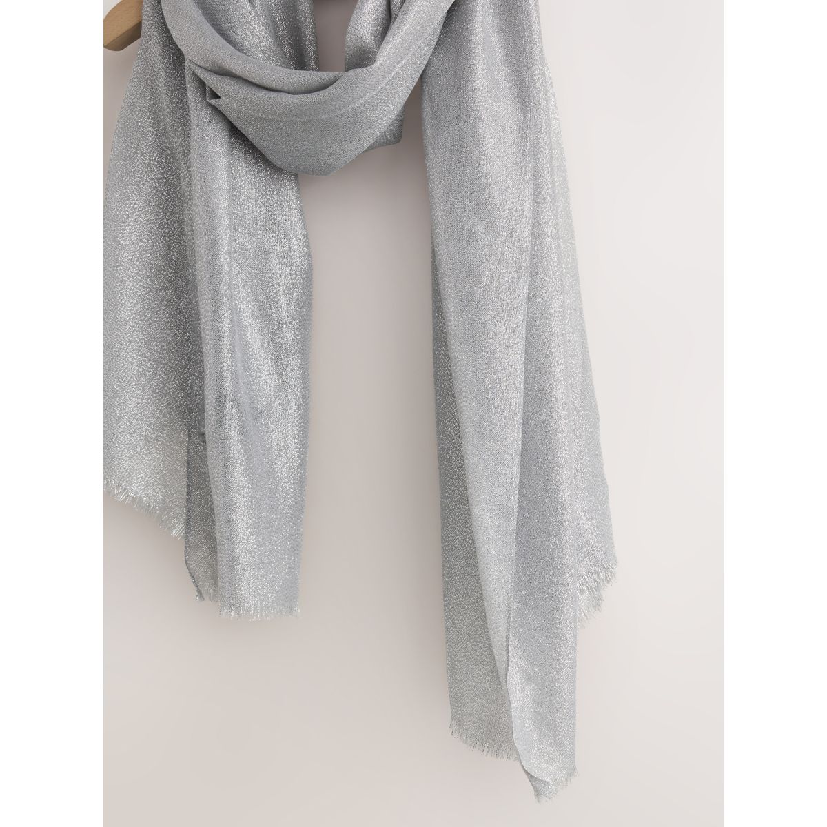 Foulard léger scintillant argent, NEXT