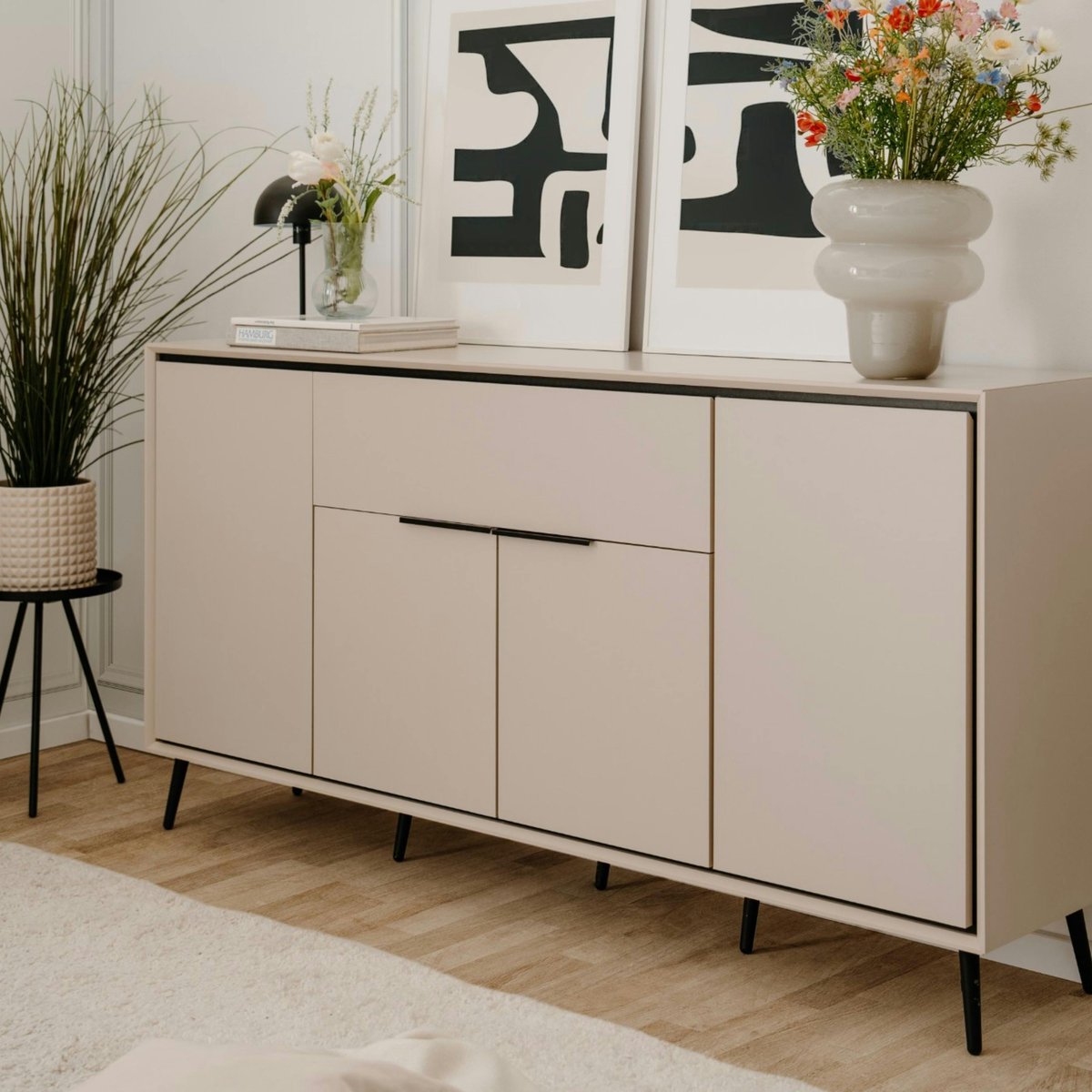 Buffet moderne taupe 4 portes 1 tiroir AVIO beige, PIER IMPORT