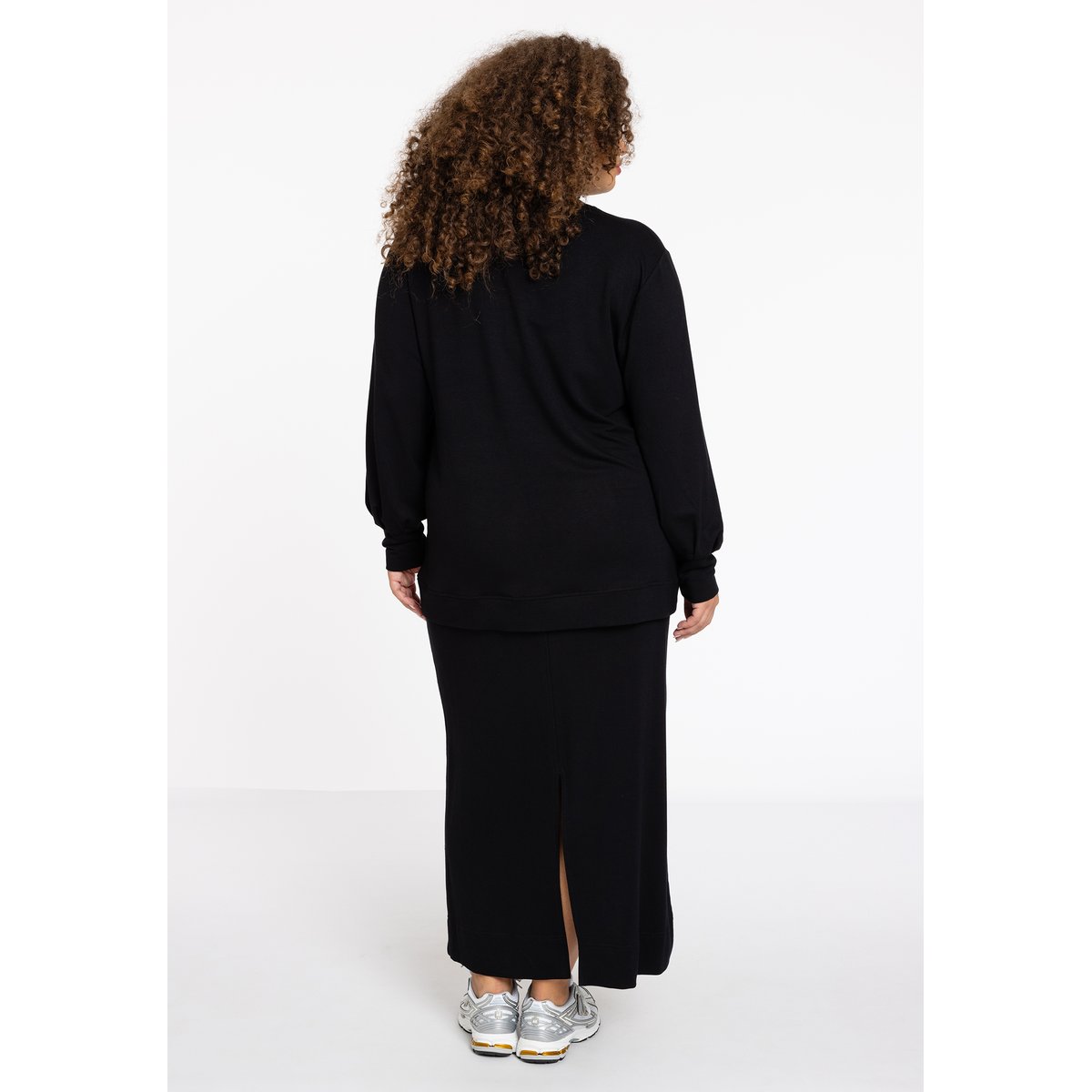 Sweatshirt v-cou noir, YOEK
