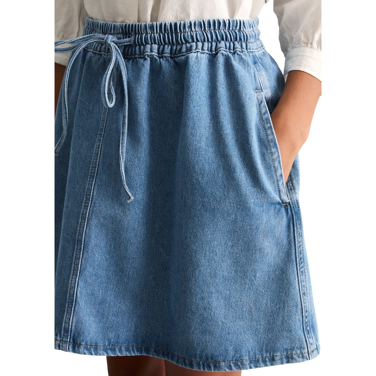 Jupe courte en jean A-Shape en pur coton organique bleu, MARC O’POLO DENIM
