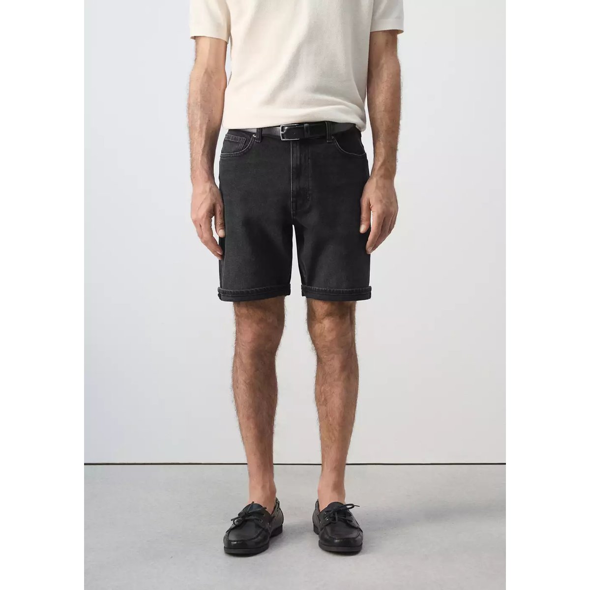 Bermuda slim-fit à revers black denim, MANGO MAN