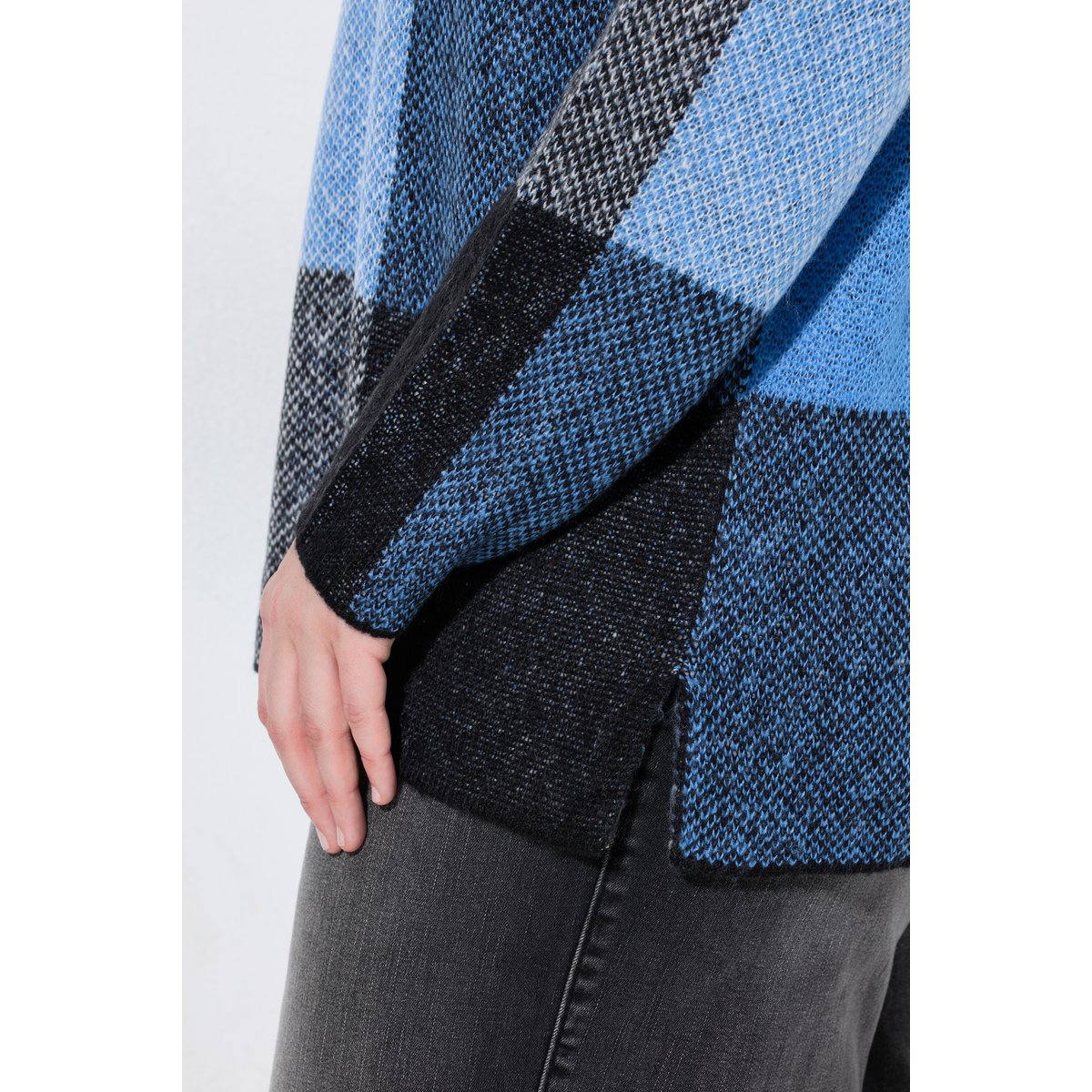 Pull, motif à carreaux, col montant noir, ULLA POPKEN