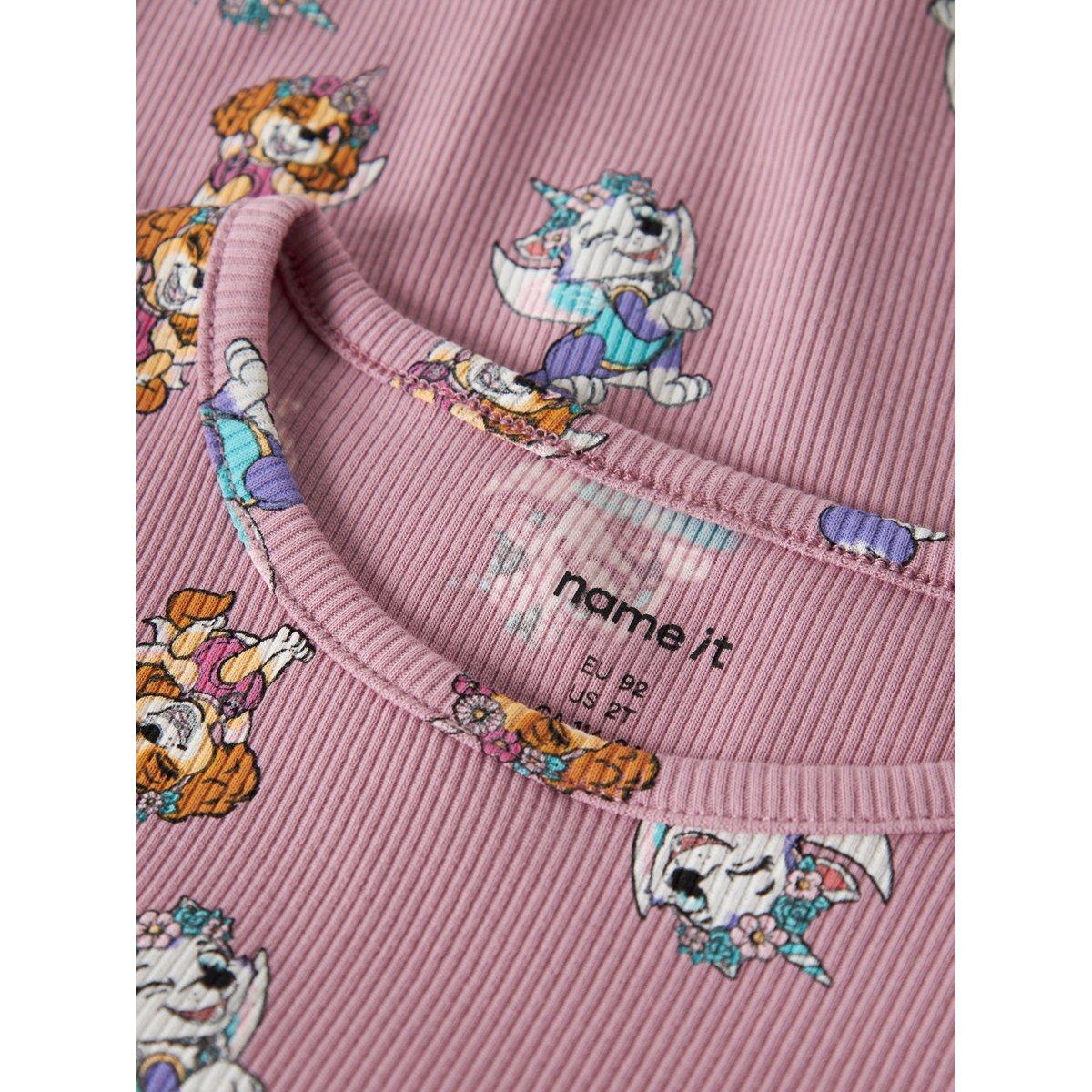 Top violet - lilas, NAME IT