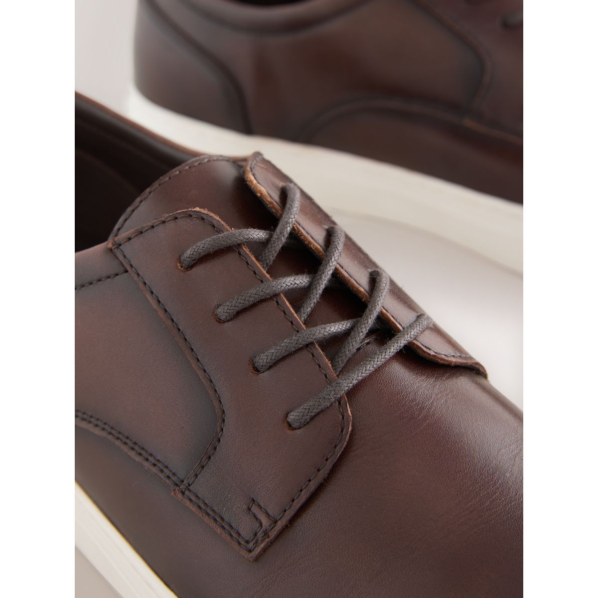 Chaussures derby sport-chic marron, NEXT