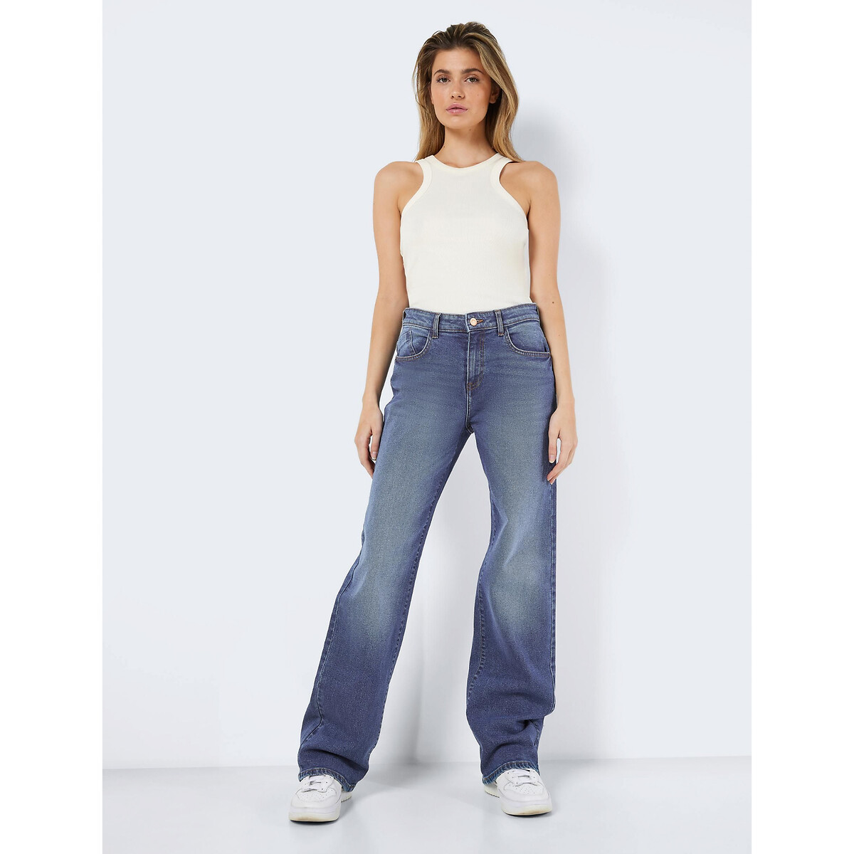 Jean large, taille standard medium blue, NOISY MAY