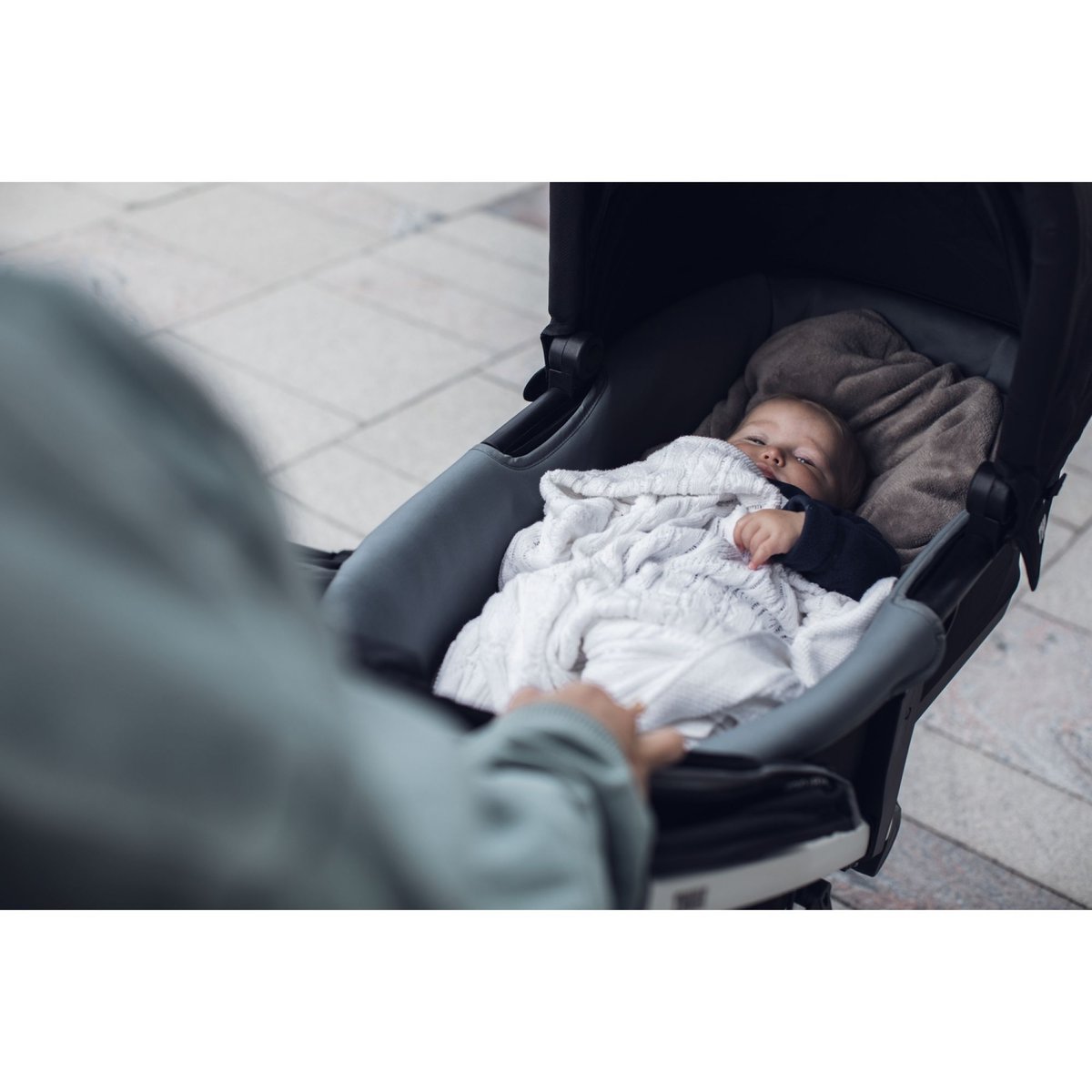 Nacelle Urban Glide 2 noir, THULE